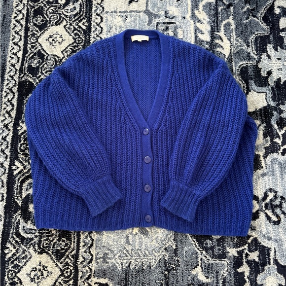 Sezane Sweaters - EUC Sezane Achille / Basile Oversized Cardigan XS